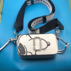 Original Mark Jacob Snap Shot Sling Bag